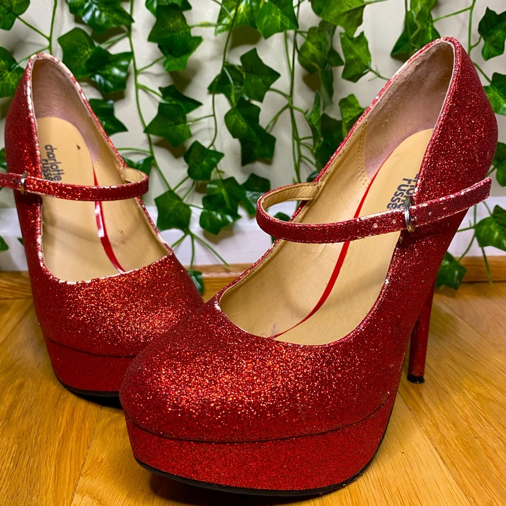 ❤️NEW❤️ Shimmering Red Charlotte Russe High Heel Shoes!